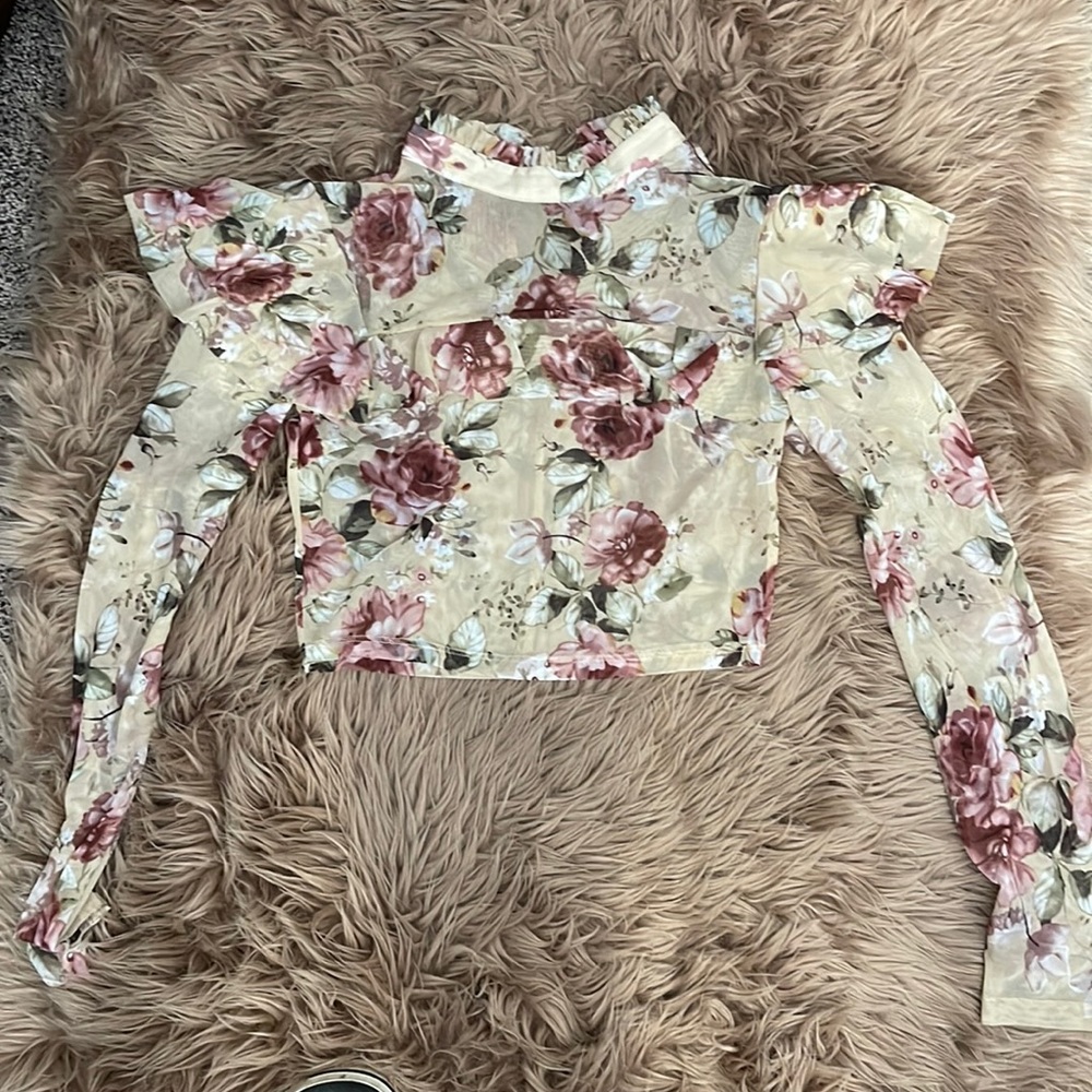 Long sleeve mesh crop top, floral, size M